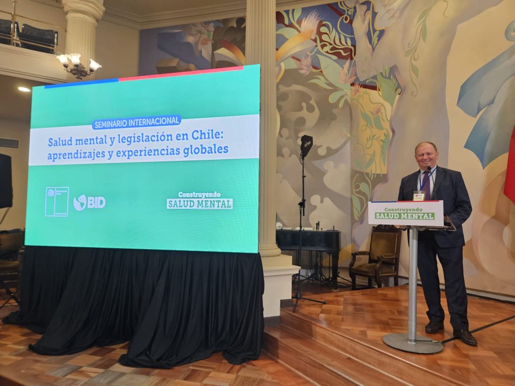 Photo of  Dainius Pũras, speaking at International Seminar on 'Mental Health and Legislation in Chile', University of Chile